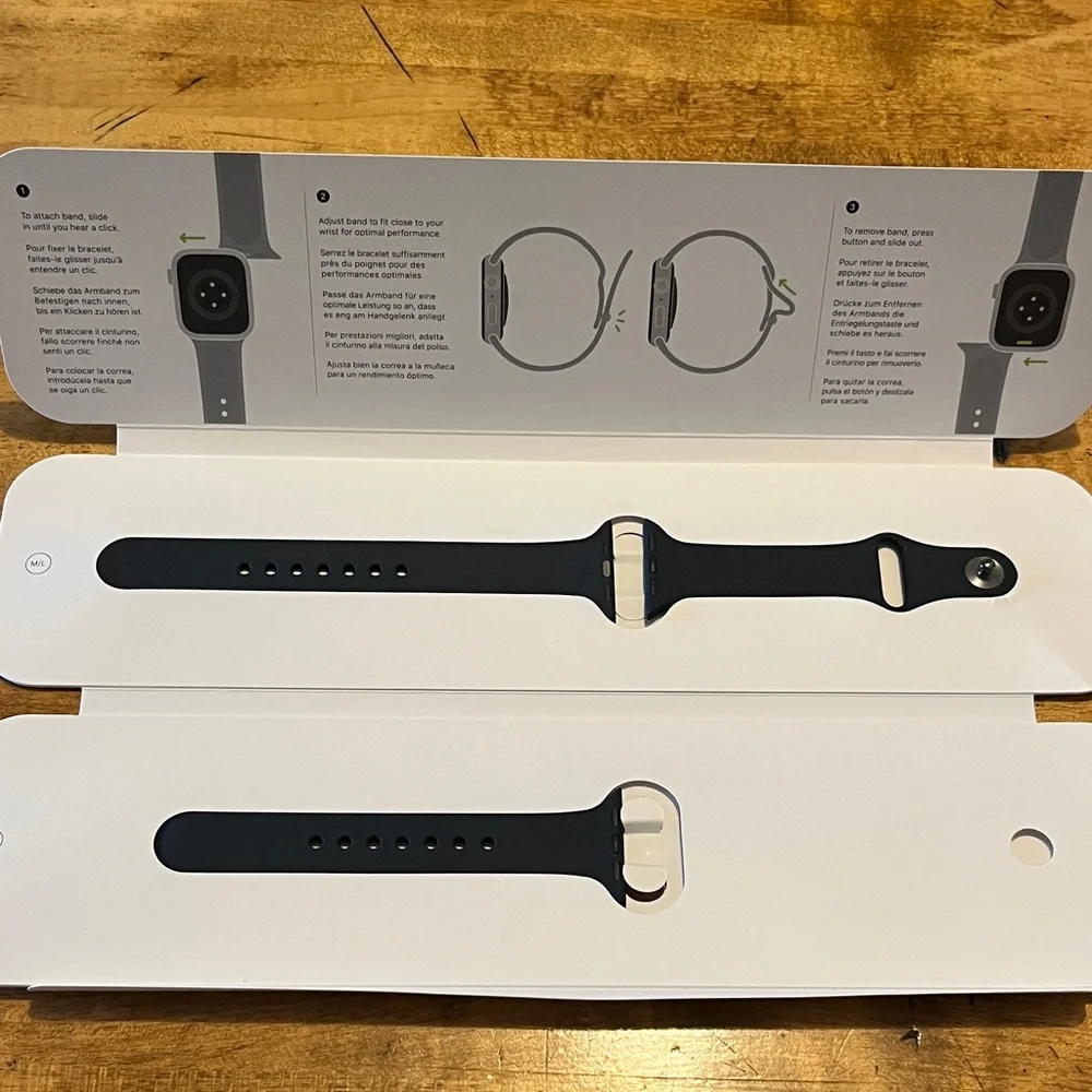 Unisex Apple Midnight Black/Blue Smartwatch Band (41MM)